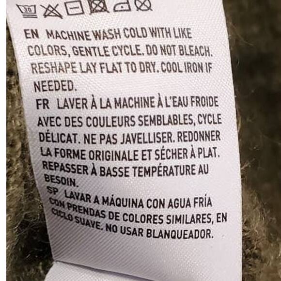 American Eagle Forest Green Button Down Cardigan With Pockets Size xs - Picture 5 of 5